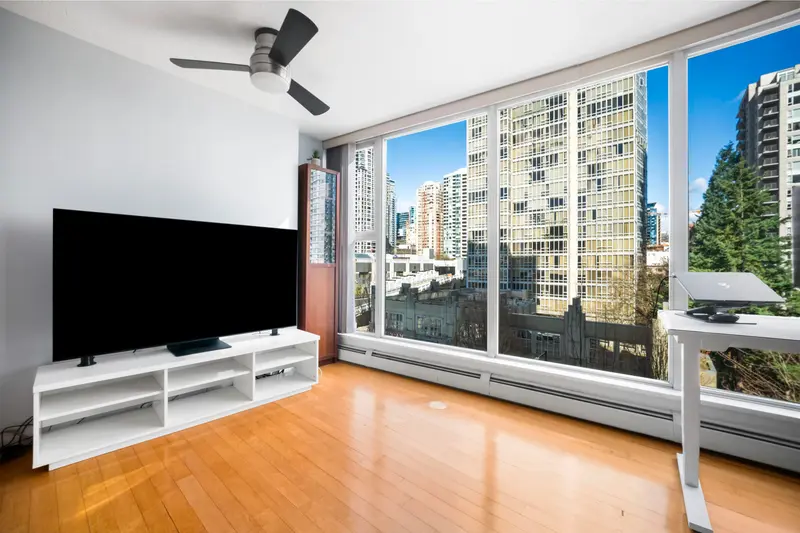 702 1008 CAMBIE STREET - photo 2 of 25