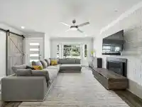 14308 68A AVENUE - thumbnail 2
