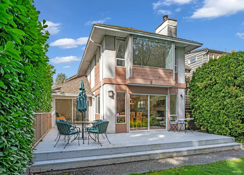 1006 SINCLAIR STREET - photo 1 of 25