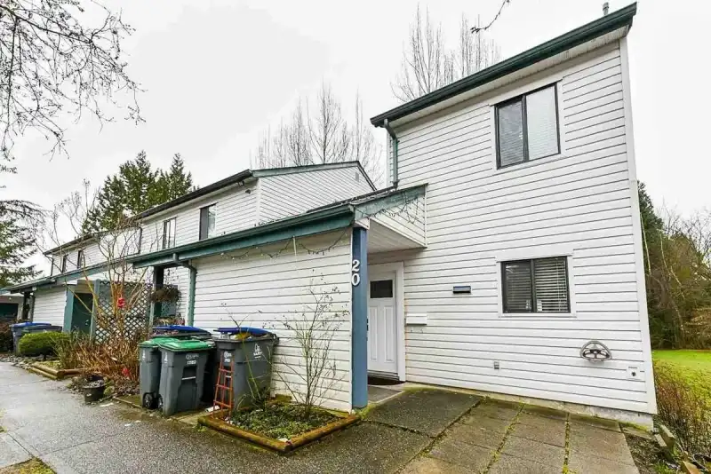 20 6613 138 STREET - photo 1 of 17