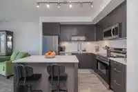 212 13623 81A AVENUE - thumbnail 3