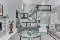 5452 187 STREET - thumbnail 4