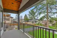 5452 187 STREET - thumbnail 38