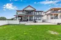 5452 187 STREET - thumbnail 40