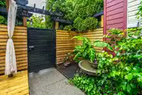 5996 163A STREET - thumbnail 28