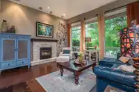 5996 163A STREET - thumbnail 8