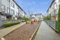 31 7127 193A STREET - thumbnail 25