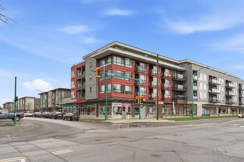 305 18811 72 AVENUE - photo 1 of 25