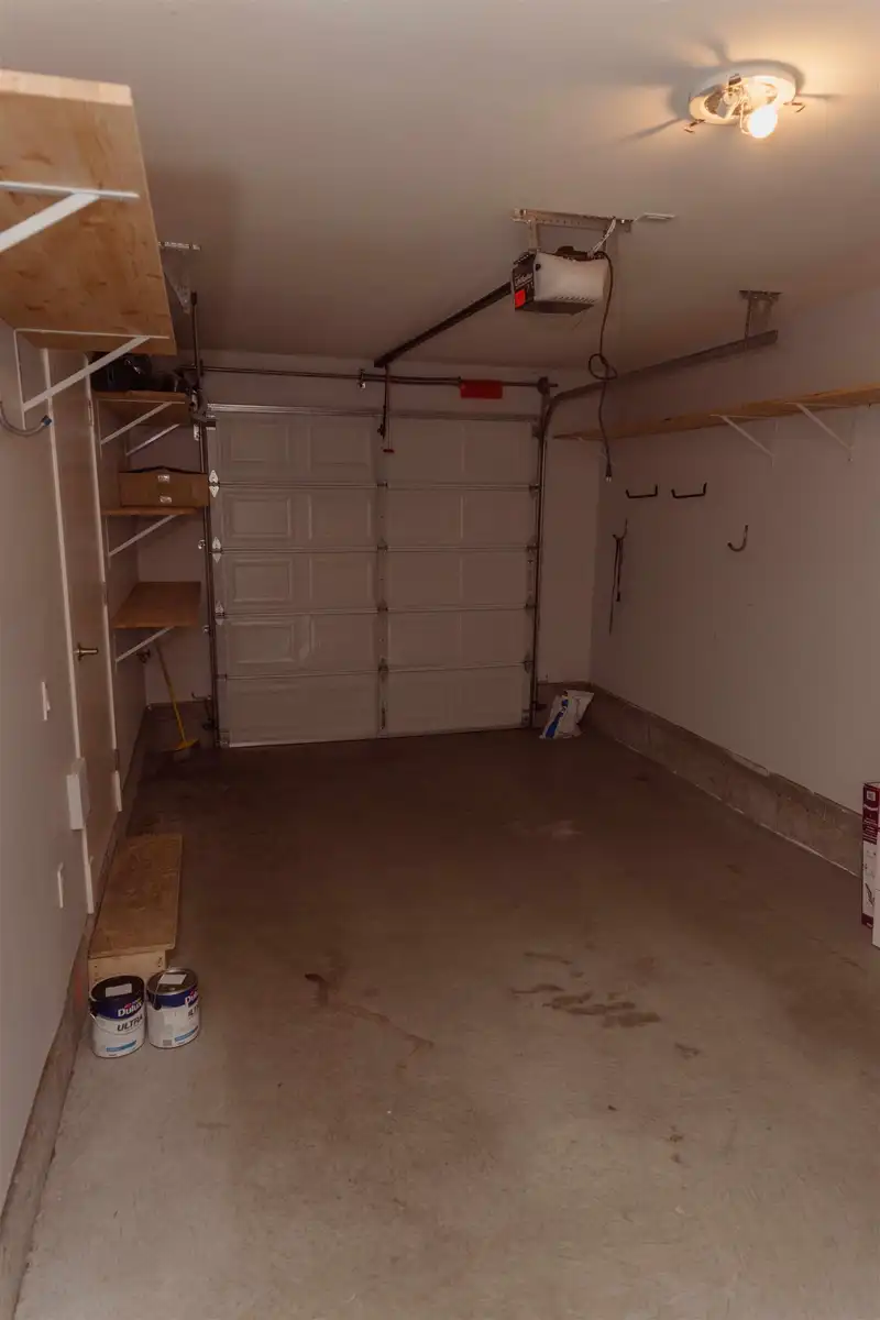2 12775 63 AVENUE - photo 2 of 29