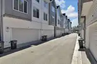 27 8033 166B STREET - thumbnail 3