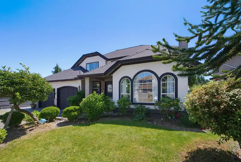 19028 58 AVENUE - photo 1 of 40