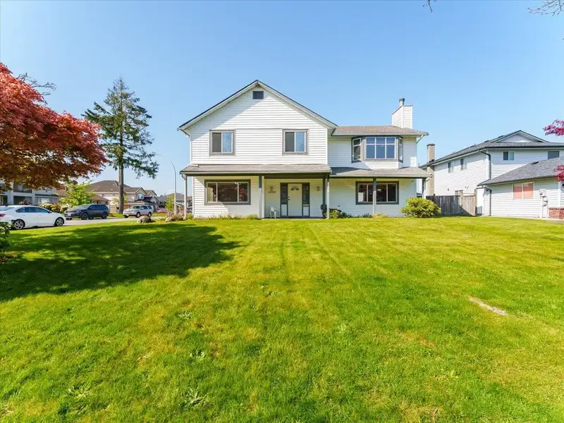 13357 79 AVENUE - photo 1 of 40