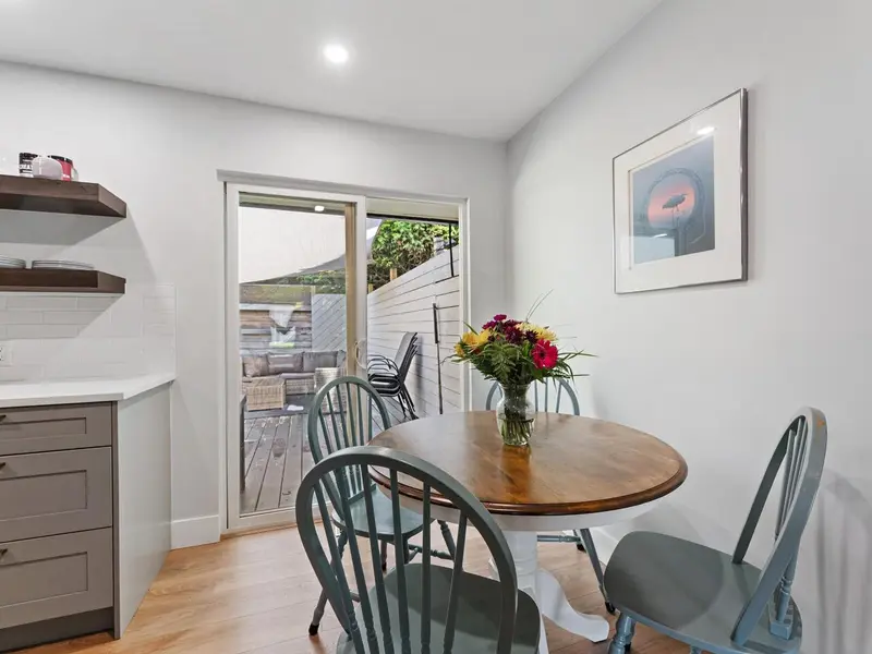 11584 212 STREET - photo 4 of 22