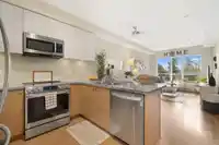 317 6440 194 STREET - thumbnail 1