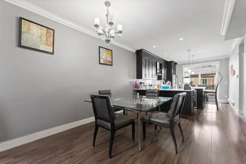 135 13670 62 AVENUE - photo 4 of 14