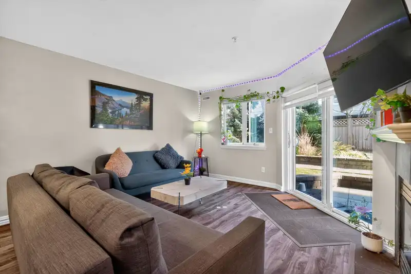 107 8142 120A STREET - photo 2 of 21