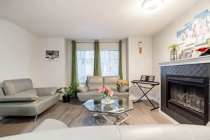 118 12711 64 AVENUE - photo 4 of 22