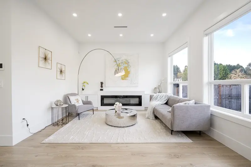 7515 205 STREET - photo 4 of 25