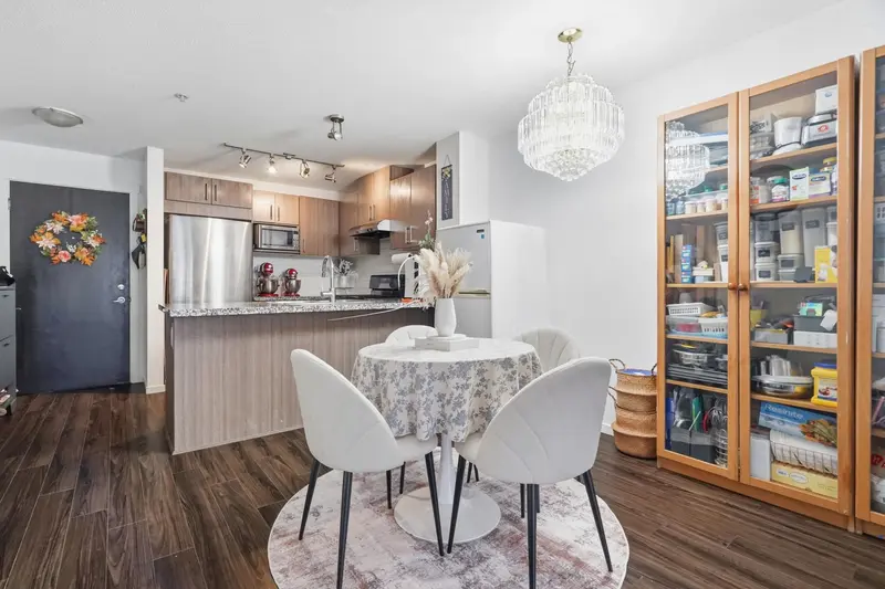 401 3178 DAYANEE SPRINGS BOULEVARD - photo 4 of 21