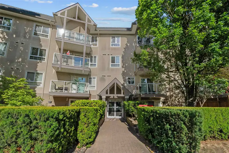 312 8110 120A STREET - photo 1 of 37
