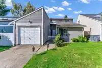 6175 194 STREET - thumbnail 3