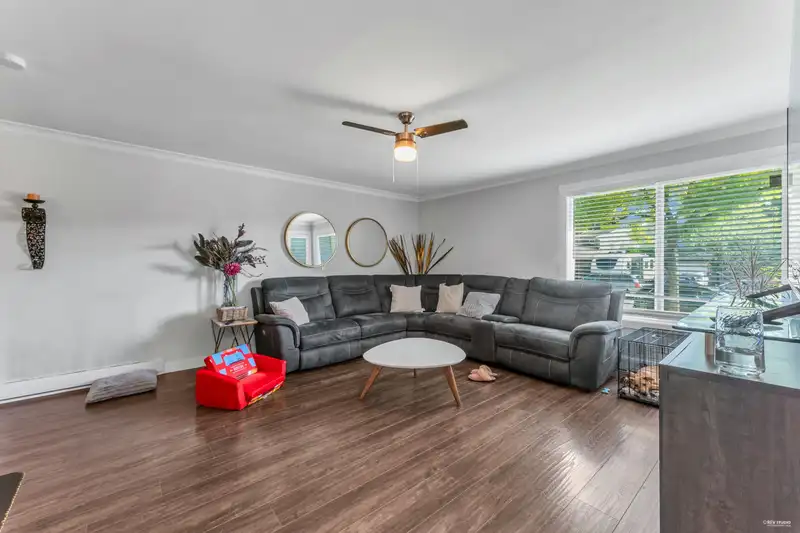 6175 194 STREET - photo 4 of 36