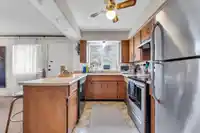 5982 177B STREET - thumbnail 23