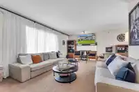 5982 177B STREET - thumbnail 10