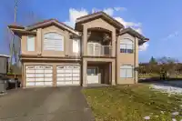 8448 150A STREET - thumbnail 1