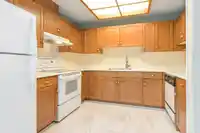 8 6140 192 STREET - thumbnail 14