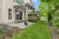 8 6140 192 STREET - thumbnail 29