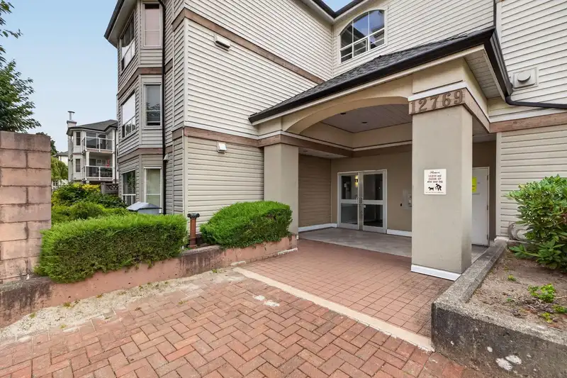 303 12769 72 AVENUE - photo 2 of 22