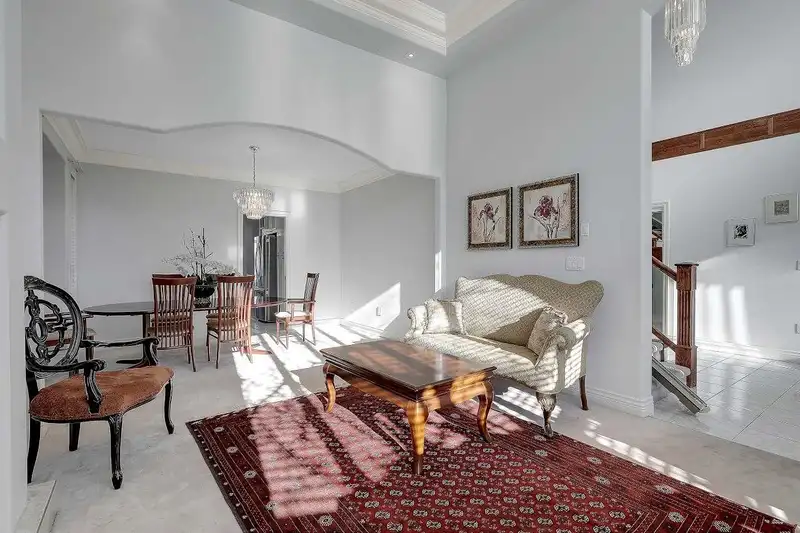 13761 59A AVENUE - photo 4 of 24
