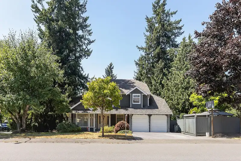 12157 S BOUNDARY DRIVE - photo 1 of 23