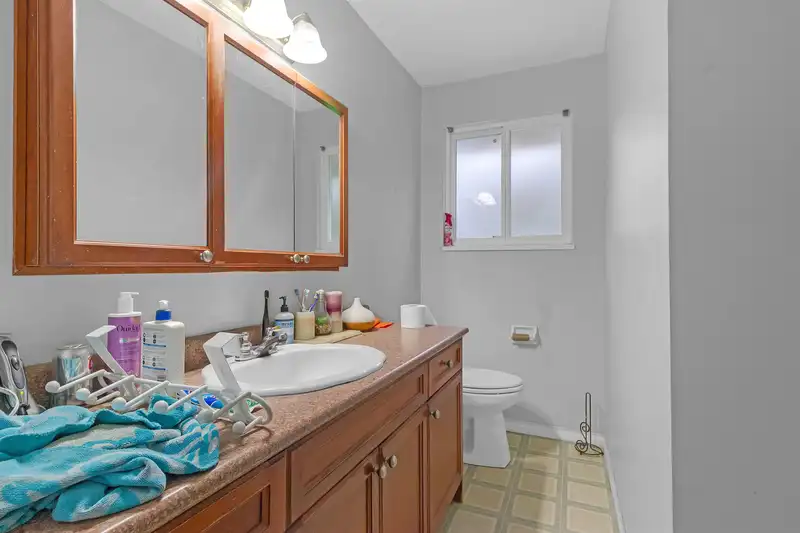 8714 151B STREET - photo 3 of 4