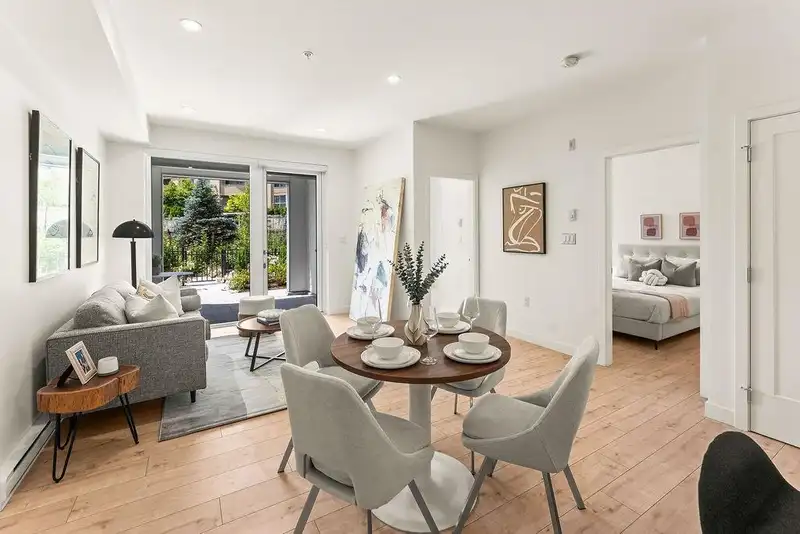 124 13788 76 AVENUE - photo 1 of 26