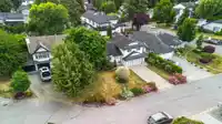 6322 171A STREET - thumbnail 33