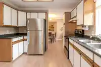 6322 171A STREET - thumbnail 8