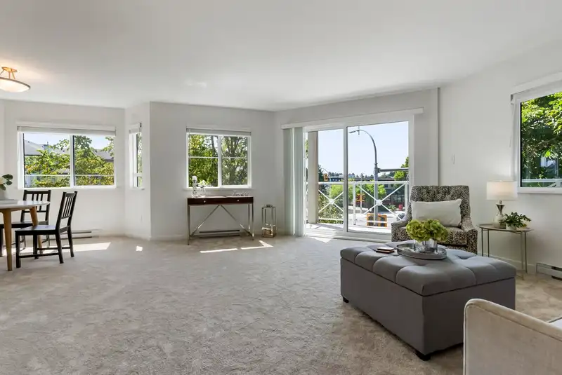317 12101 80 AVENUE - photo 2 of 27