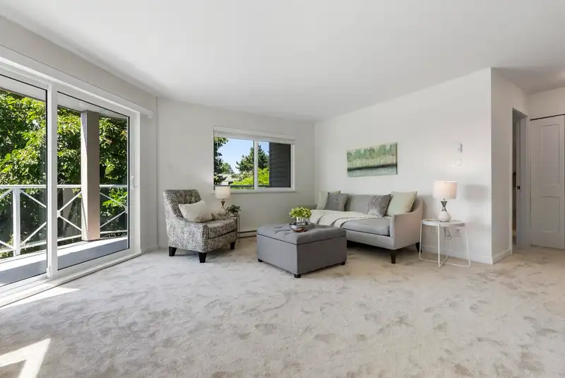 317 12101 80 AVENUE - photo 3 of 27