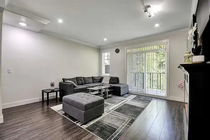 128 13898 64 AVENUE - photo 4 of 14