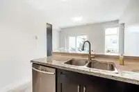 25 8418 163 STREET - thumbnail 13