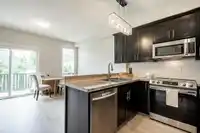 25 8418 163 STREET - thumbnail 6