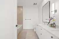 56 16358 90 AVENUE - thumbnail 32