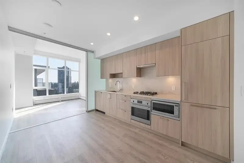 1314 13350 CENTRAL AVENUE - photo 4 of 15