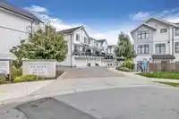 32 17557 100 AVENUE - thumbnail 1