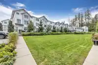 32 17557 100 AVENUE - thumbnail 2