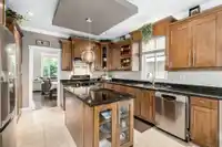 17187 64A AVENUE - thumbnail 10