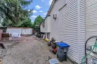 12942 65A AVENUE - thumbnail 4