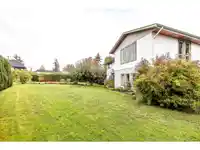 6033 175B STREET - thumbnail 32